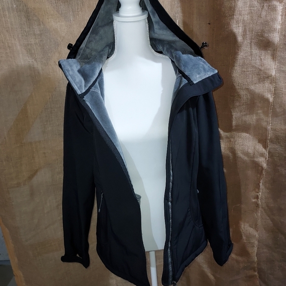 Womans Fall Jacket. Large. St John's Bay - Picture 3 of 9